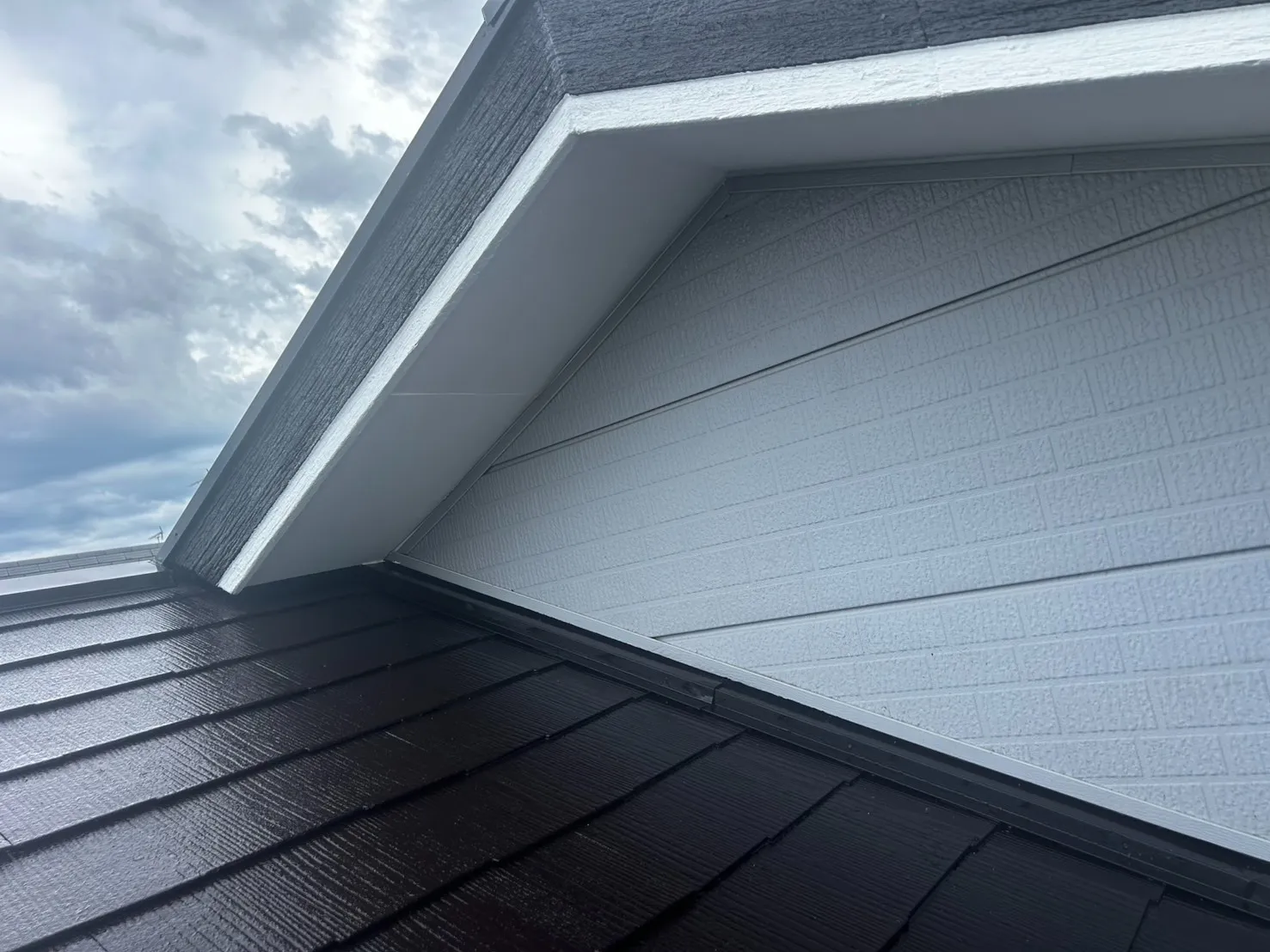 埼玉県鴻巣市 K様邸 軒天補修工事・塗装工事